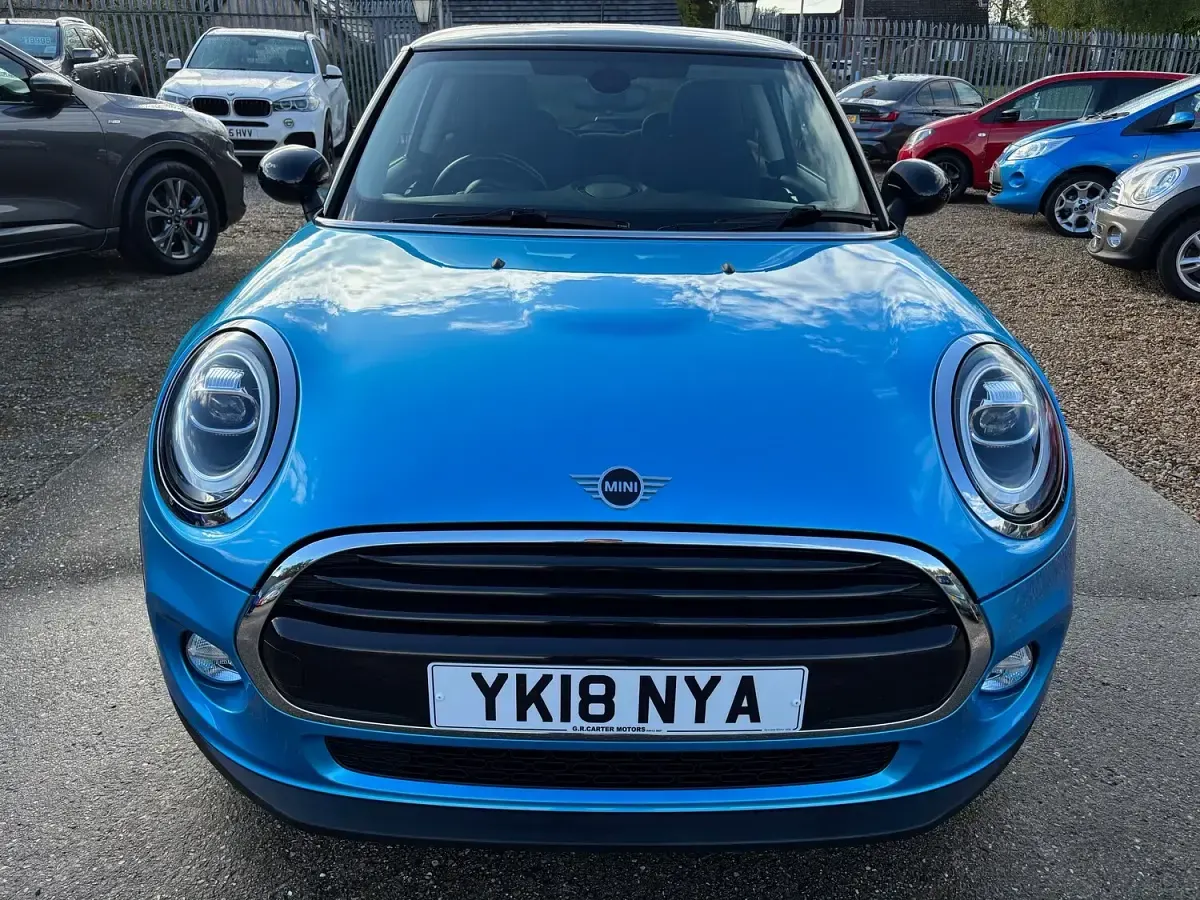 Used Mini Cooper D Hatch 2018 Blue Hatchback