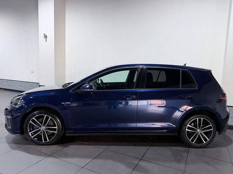 Used VW Golf VII GTE 204 HP (150 kW) 2020 Blue Hatchback