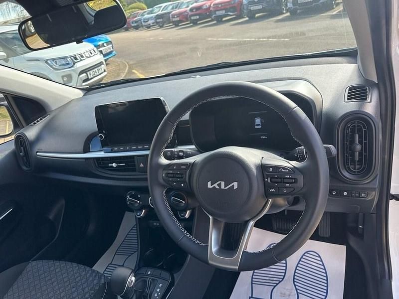 Used Kia Picanto 62 HP (45 kW) 2025 White Hatchback