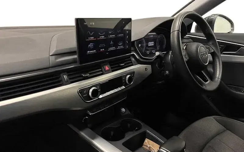 Usado Audi A4 Design 150 CV (110 kW) 2023 Familiar