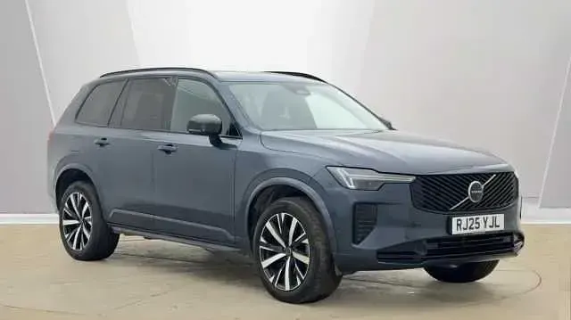 Usado Volvo XC90 Plus 247 HP (181 kW) 2026 SUV