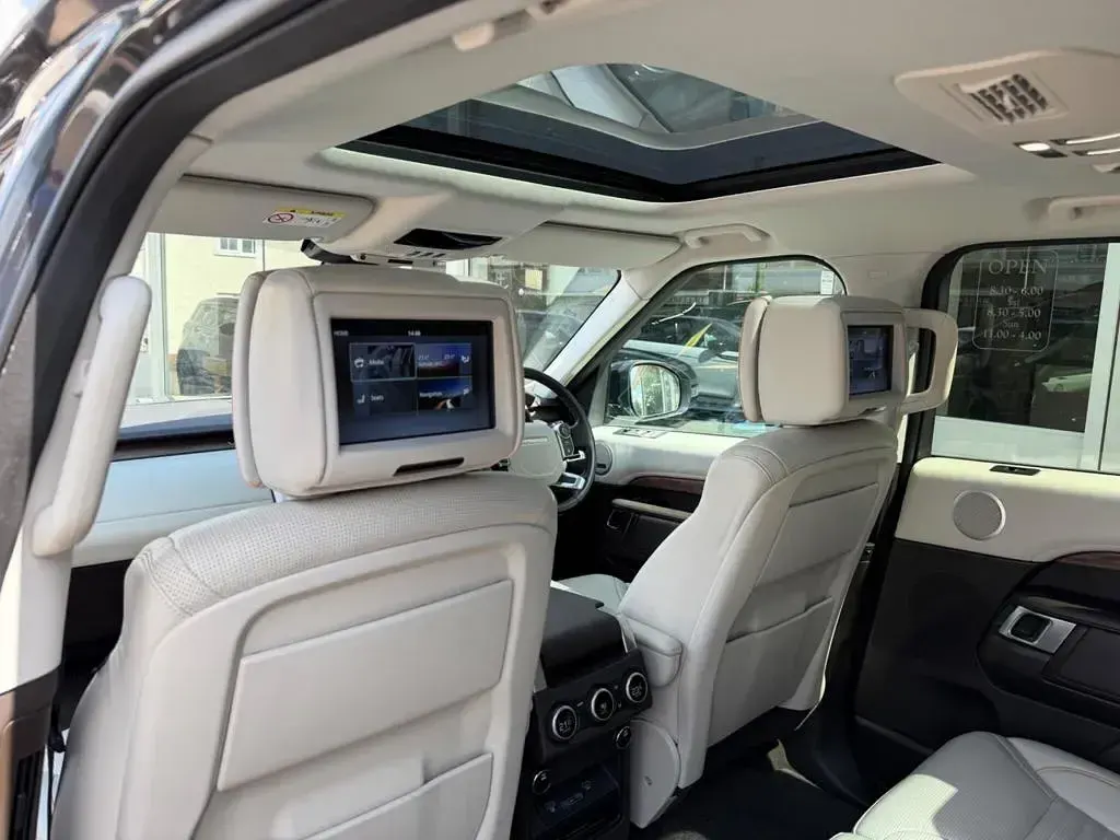 Used Land Rover Discovery HSE Luxury 2017 Grey SUV