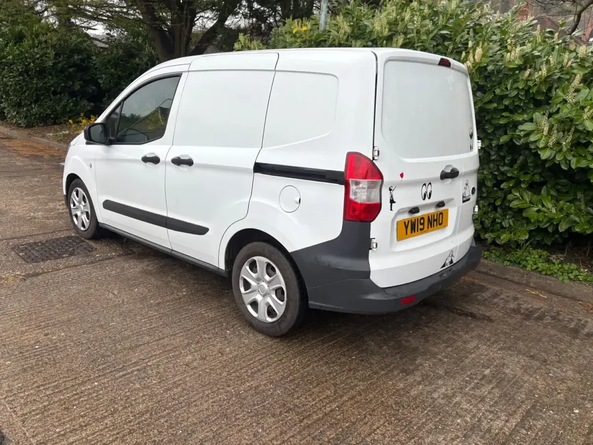 Używany Ford Transit Trend 100 KM (73 kW) 2019 Biały Van