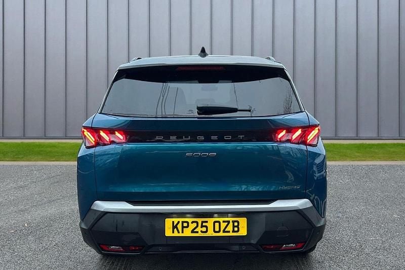 Used Peugeot 5008 GT 134 HP (98 kW) 2025 Blue MPV