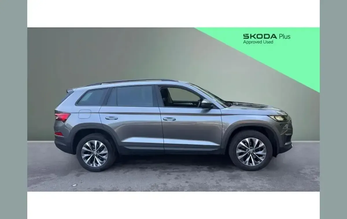 Used Skoda Kodiaq SE Drive 150 HP (110 kW) 2023 Grey SUV