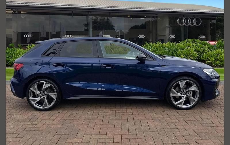 Used Audi A3 Black Edition 147 HP (108 kW) 2025 Blue Hatchback