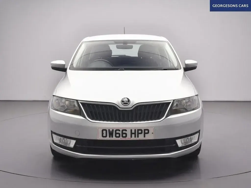 Used Skoda Rapid SE 115 HP (84 kW) 2017 Silver Hatchback
