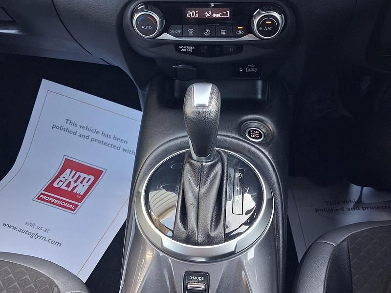 Usado Nissan Juke N-Connecta 112 HP (82 kW) 2023 Cinzento SUV