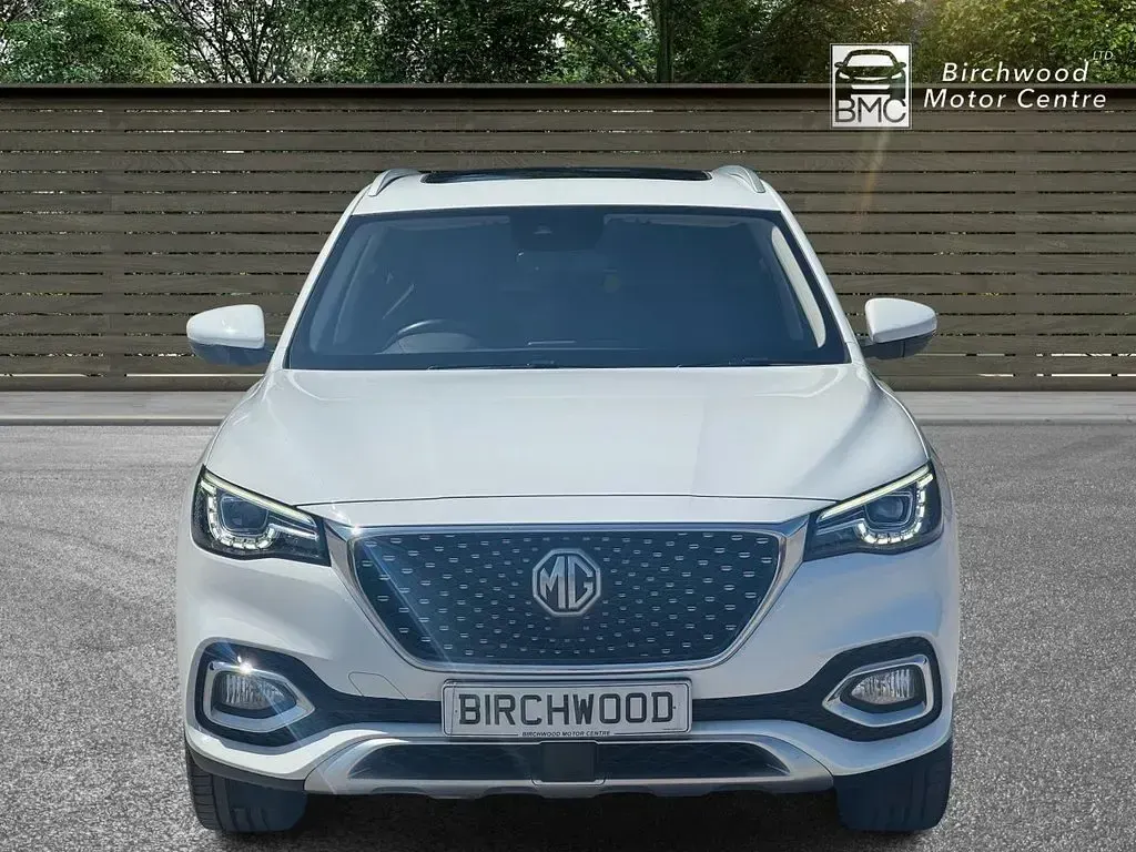 Used MG HS Exclusive 162 HP (119 kW) 2023 White SUV
