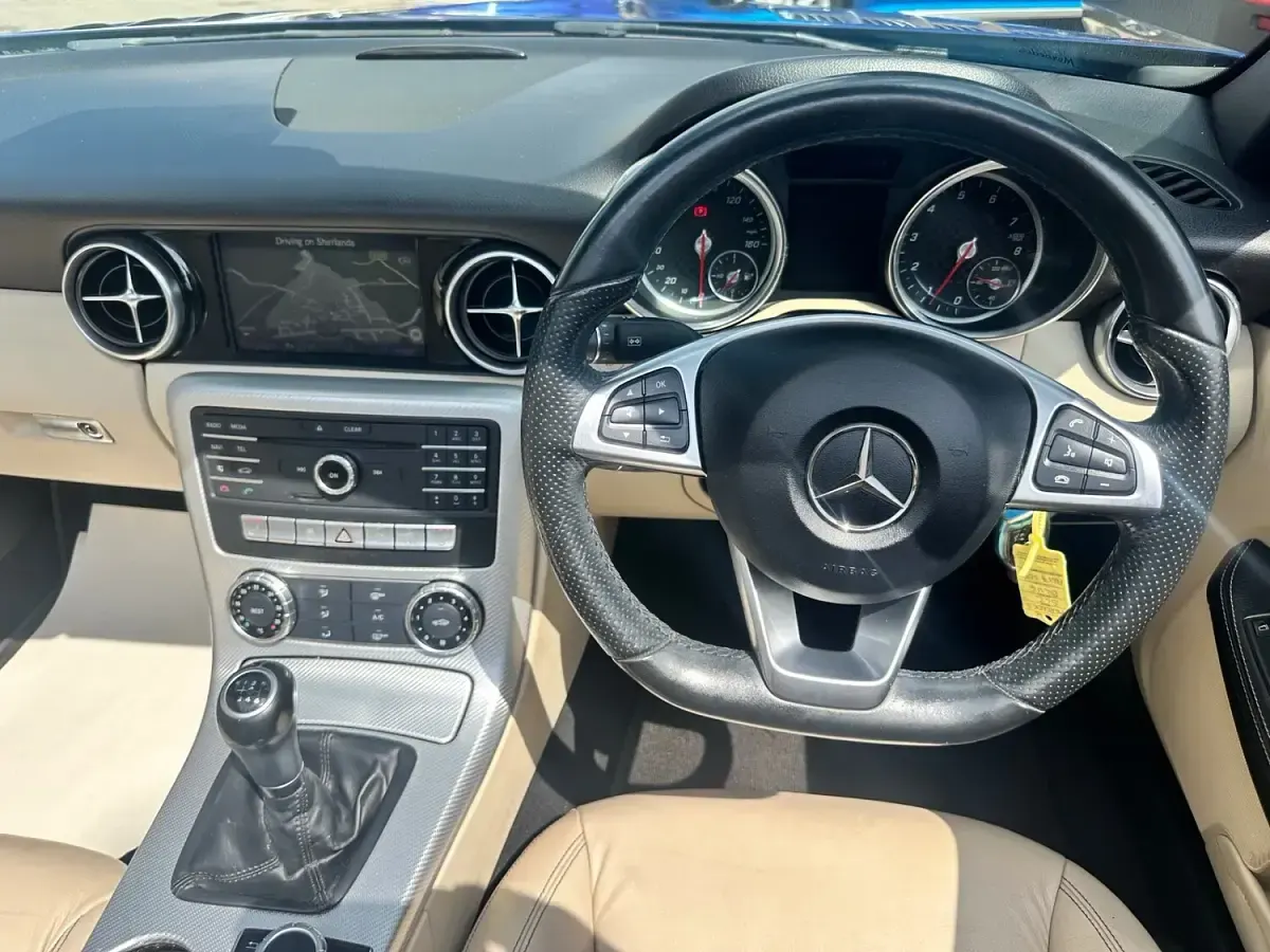 Used Mercedes SLC200 AMG line 2017 Blue Cabriolet