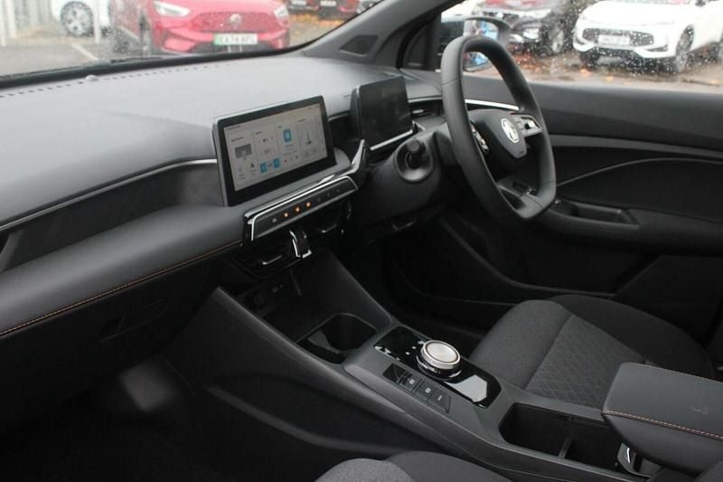 New MG MG3 SE 194 HP (142 kW) 2025 Black Hatchback