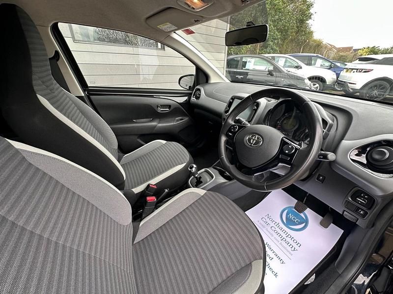 Used Toyota Aygo Trend 2019 Black Hatchback