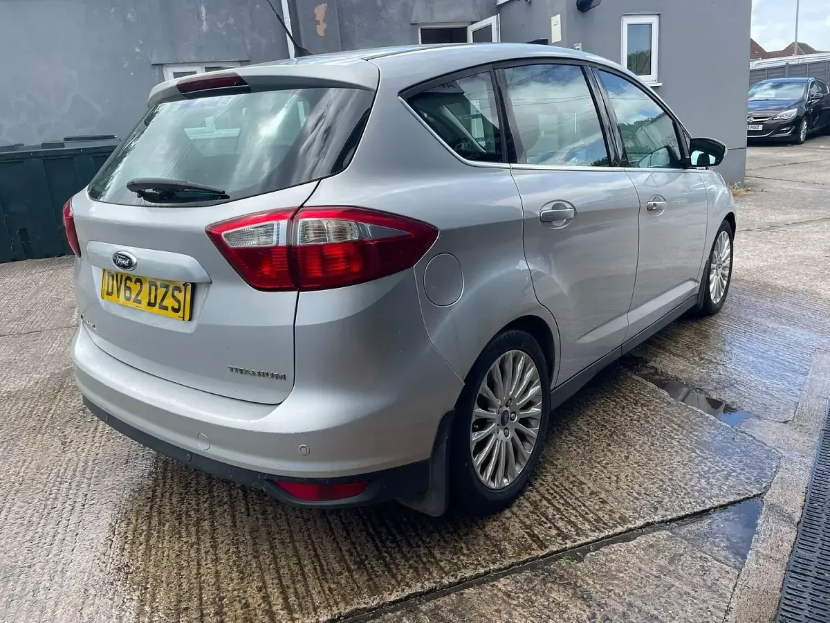 Used Ford C-MAX Titanium 113 HP (83 kW) 2012 Silver MPV