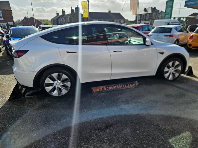 Used Tesla Model Y Long Range AWD 378 kW (514 HP) 2023 White SUV