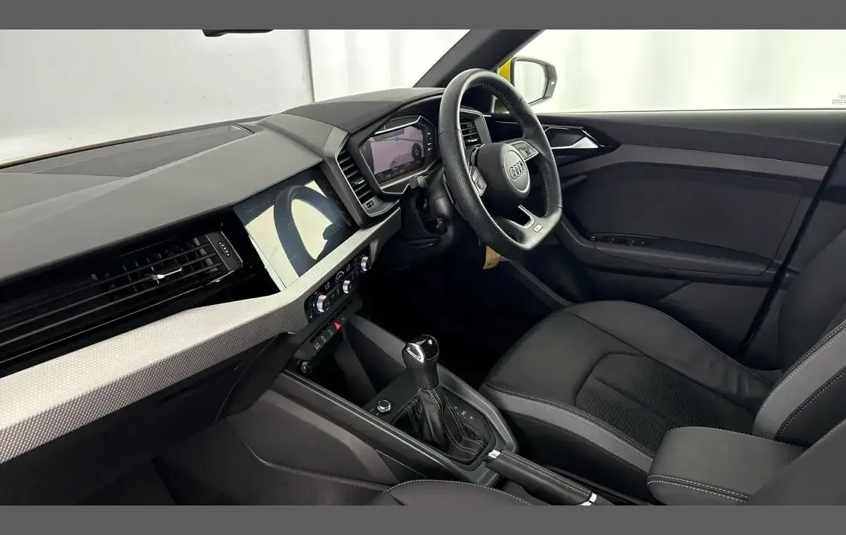 Used Audi A1 S-Line 108 HP (79 kW) 2023 Yellow SUV