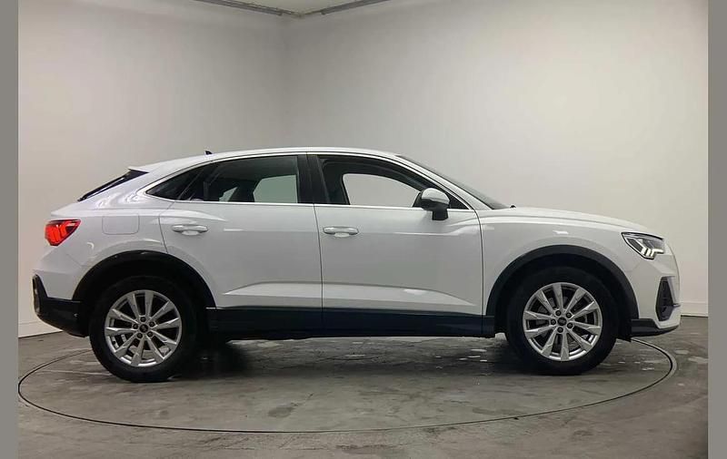 Used Audi Q3 Sport 150 HP (110 kW) 2023 White SUV