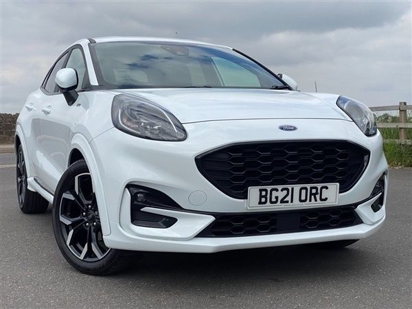Frozen white Used 2021 Ford Puma ST-Line X Hatchback | £14,490 (Fair price) - Image 1/1