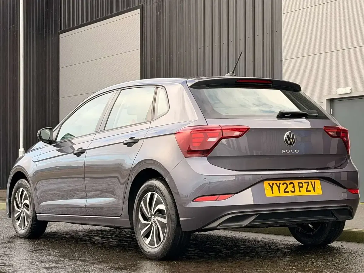 Used VW Polo Life 95 HP (69 kW) 2023 Grey Hatchback