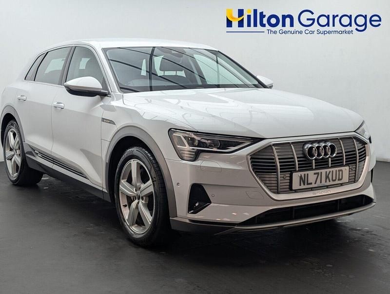 White Used 2021 Audi e-tron Advanced SUV | £18,600 (Good price) - Image 1/4