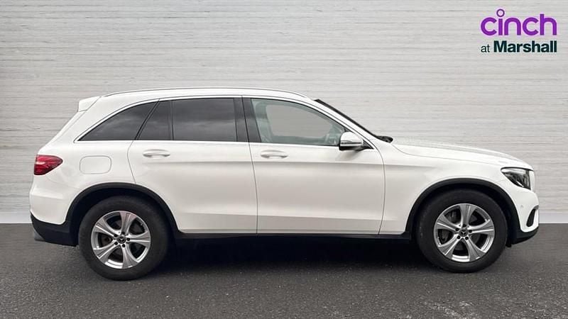 Used Mercedes GLC220 170 HP (125 kW) 2018 White SUV