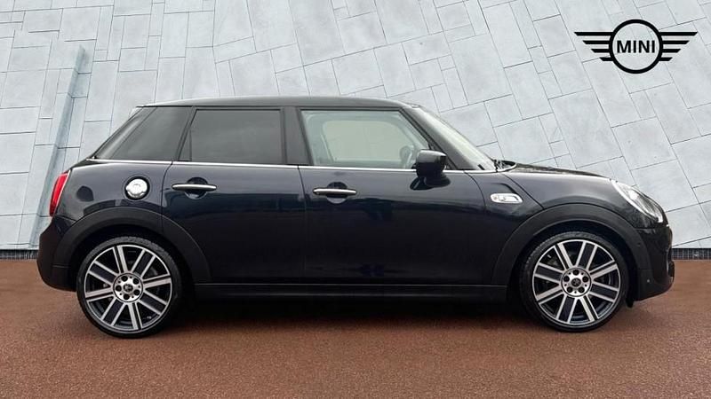 Used Mini Cooper S Exclusive 192 HP (141 kW) 2020 Black Hatchback