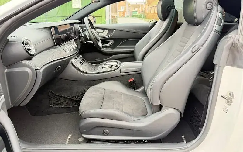 Used Mercedes E220 AMG line 194 HP (142 kW) 2018 White Coupe