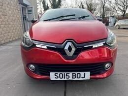 Red Used 2015 Renault Clio IV Dynamique Hatchback | £4,750 (Good price) - Image 1/4
