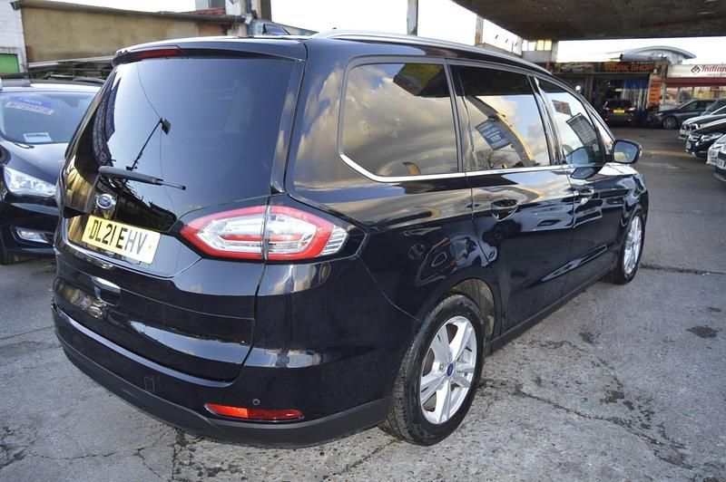 Usado Ford Galaxy Titanium 190 HP (139 kW) 2021 Preto Monovolume