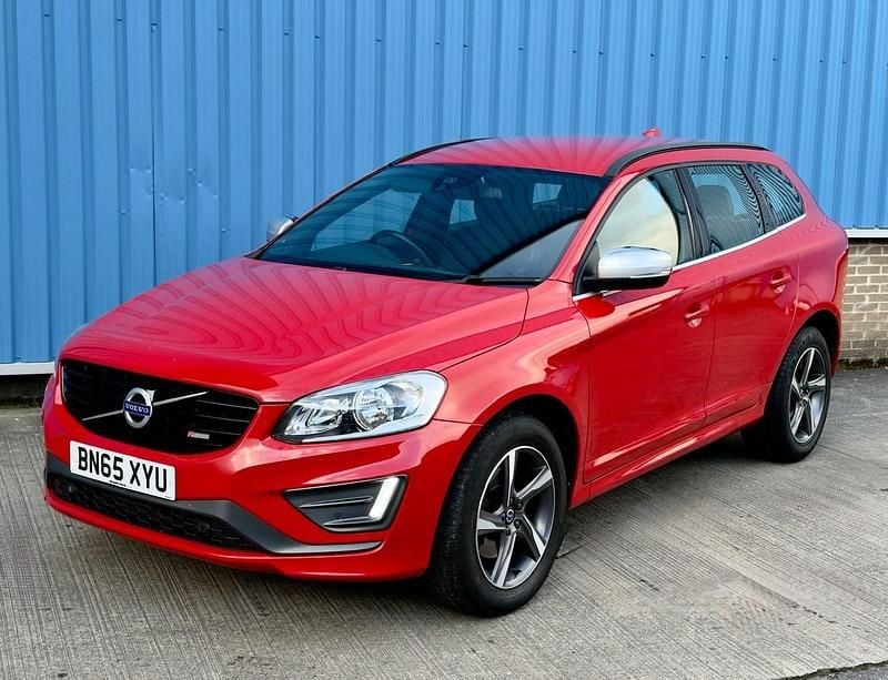 Used Volvo XC60 R-Design 2015 Red SUV