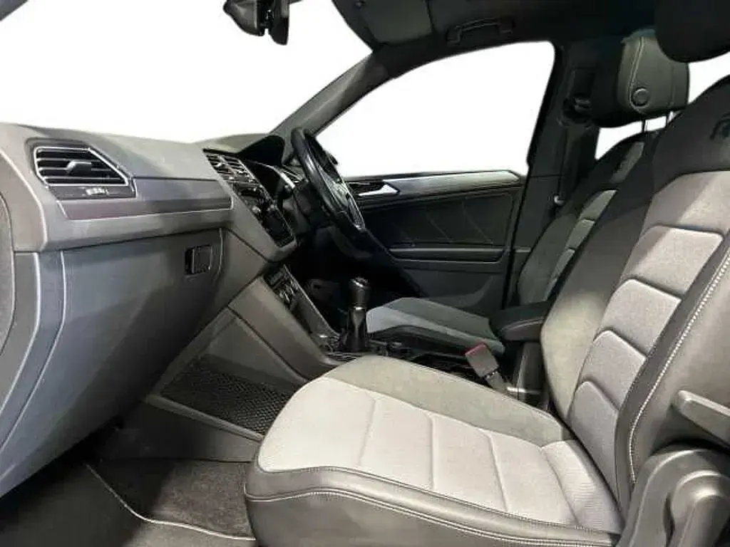 Used VW Tiguan R-line 150 HP (110 kW) 2020 Black SUV