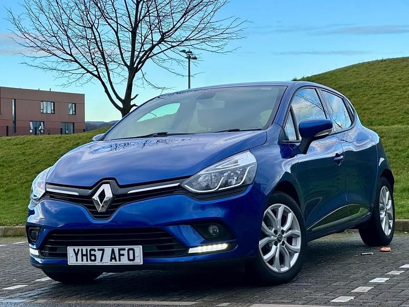 Blue Used 2017 Renault Clio IV Dynamique Hatchback | £4,490 (Super price) - Image 1/4