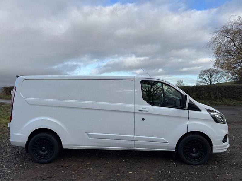 Used Ford Transit Custom Trend 105 HP (77 kW) 2019 White Van