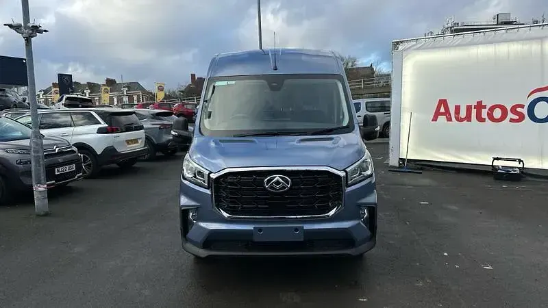 New Maxus V90 163 HP (119 kW) 2026 Blue Van
