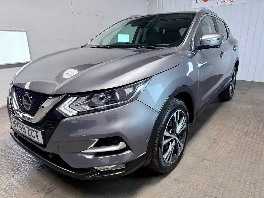 Used Nissan Qashqai N-Connecta 150 HP (110 kW) 2019 Grey SUV