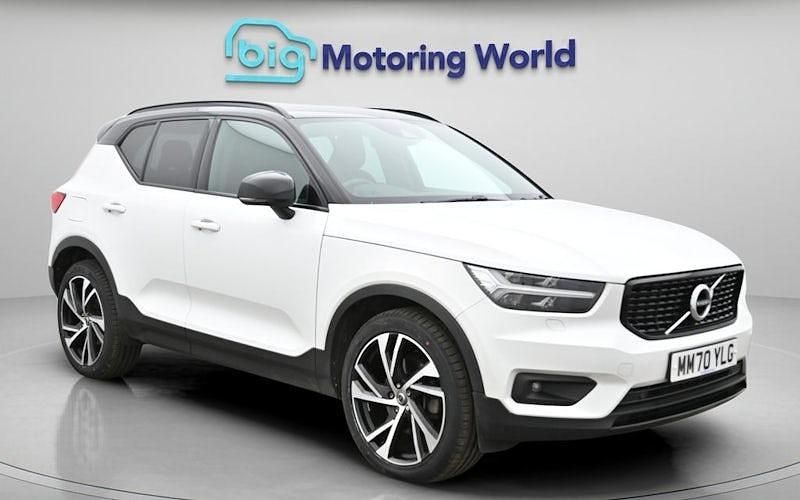 Used Volvo XC40 R-Design Pro 197 HP (144 kW) 2021 White SUV