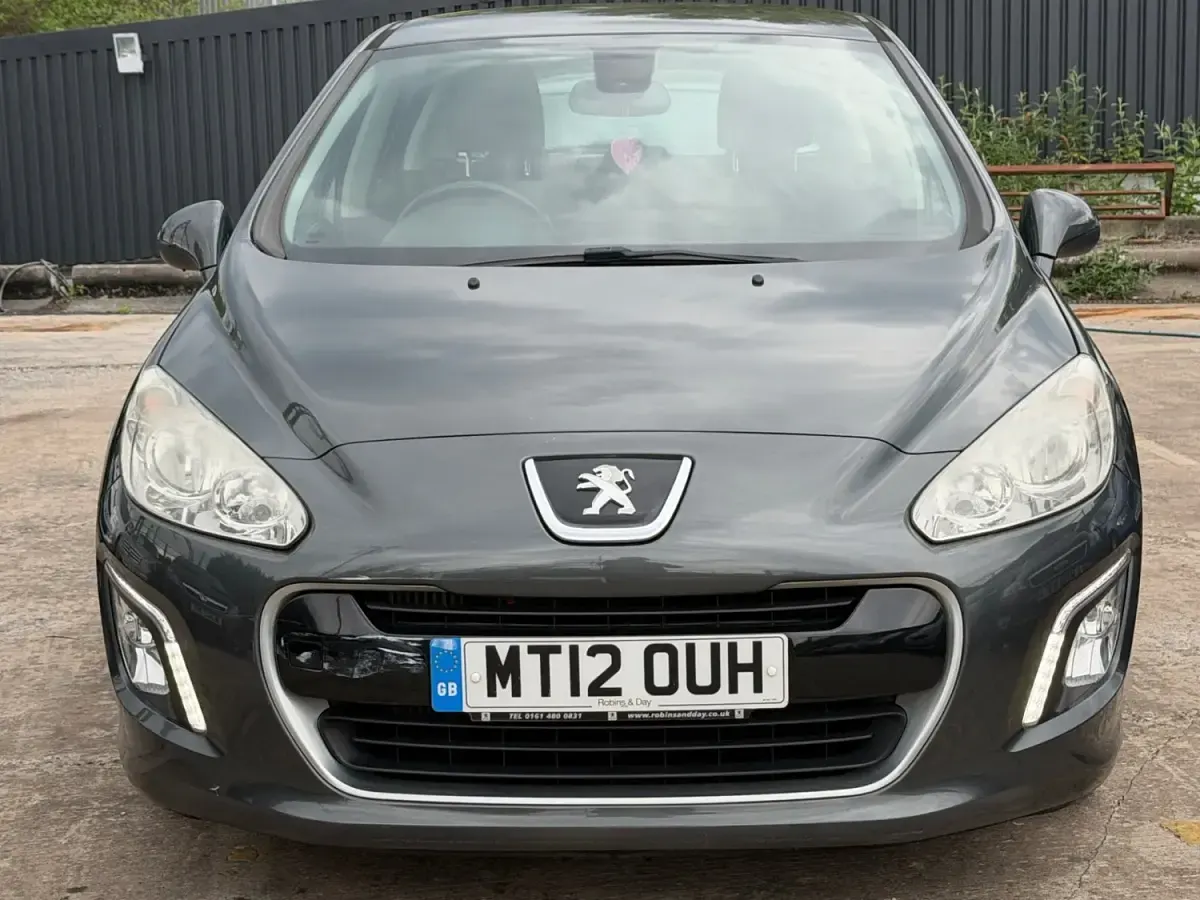 Gebraucht Peugeot 308 Active 2012 Grau Kleinwagen