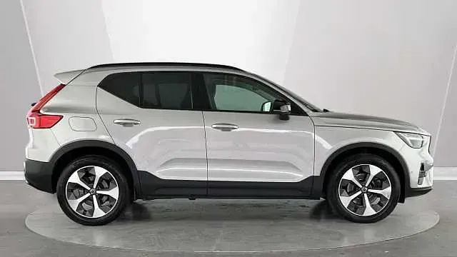 Used Volvo XC40 Ultimate 197 HP (144 kW) 2023 Silver SUV