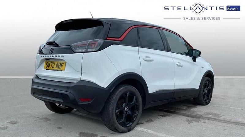 Used Vauxhall Crossland GS Line 108 HP (79 kW) 2022 White SUV