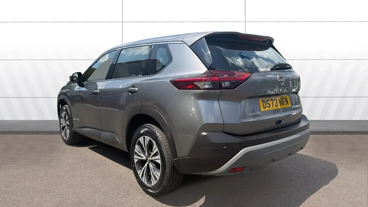 Used Nissan X-Trail Acenta 213 HP (156 kW) 2024 Grey SUV