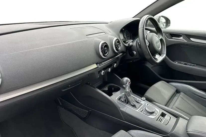 Used Audi A3 S-Line 148 HP (108 kW) 2014 Dakota grey