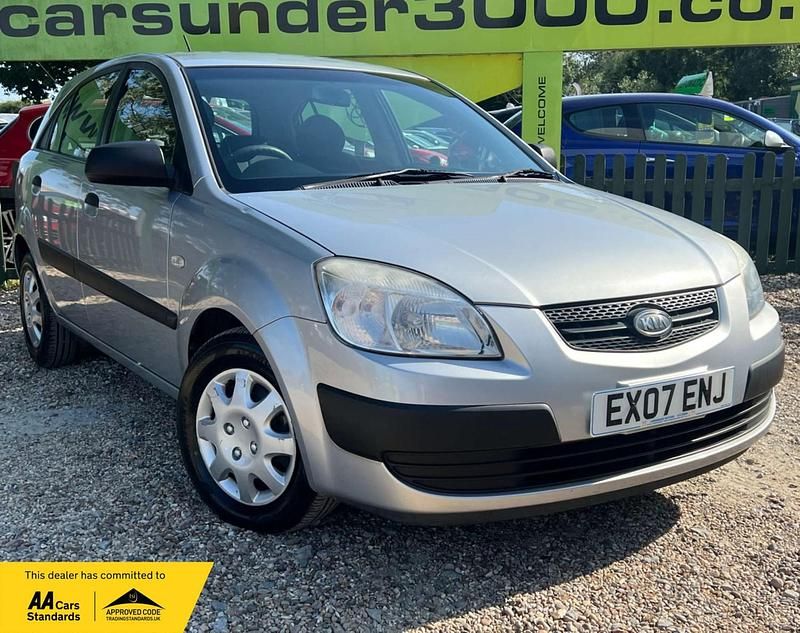 Silver Used 2007 Kia Rio Hatchback | £2,125 (Fair price) - Image 1/4