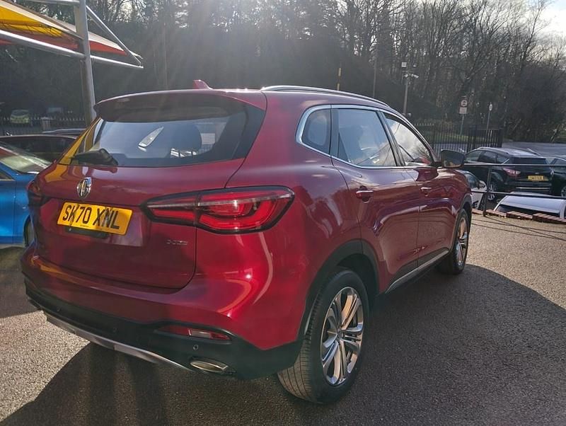 Used MG MG3 106 HP (77 kW) 2020 Red Hatchback