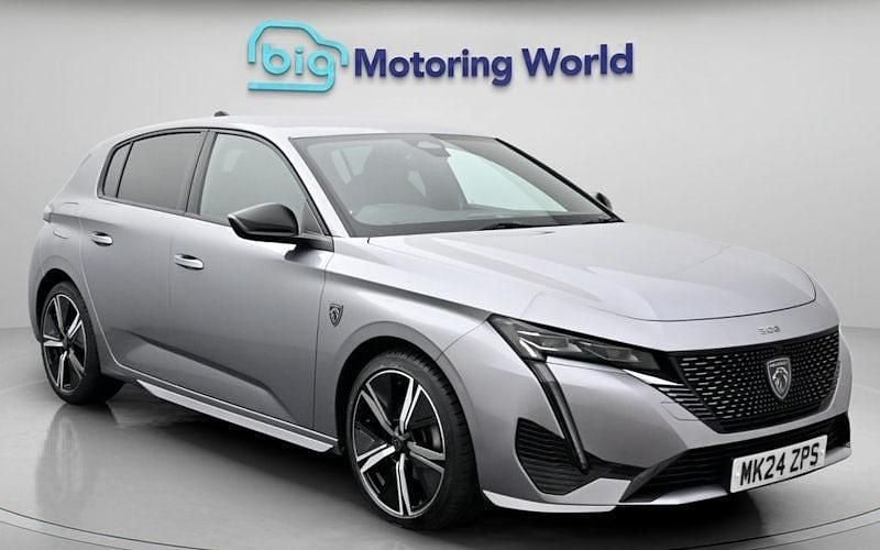 Second-hand Peugeot 308 GT 131 CP (96 kW) 2024 Hatchback