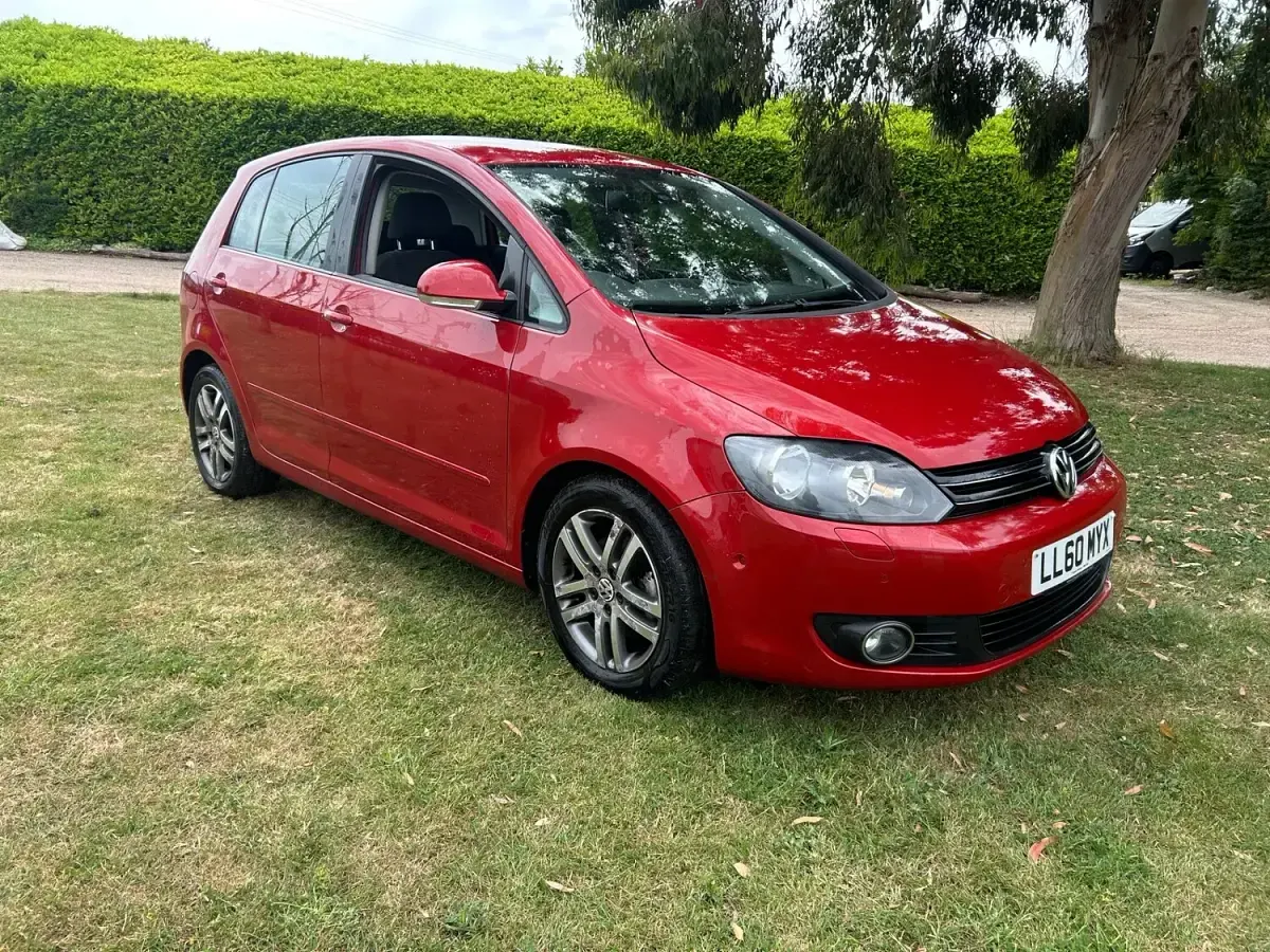 Used VW Golf VI SE 2010 Red Hatchback