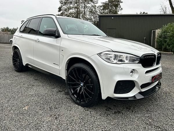 White Used 2017 BMW X5 M Sport SUV | £23,890 (Expensive) - Image 1/4