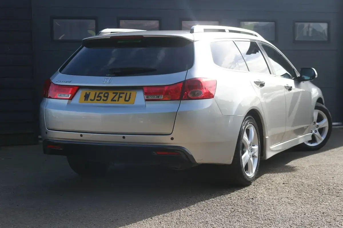 Used Honda Accord ES 2009 Silver Estate
