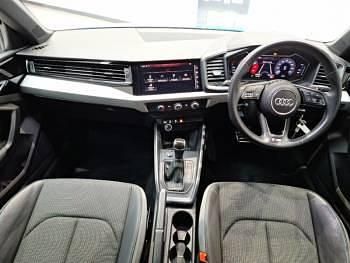 Usado Audi A1 Competition 200 HP (147 kW) 2019 Azul SUV