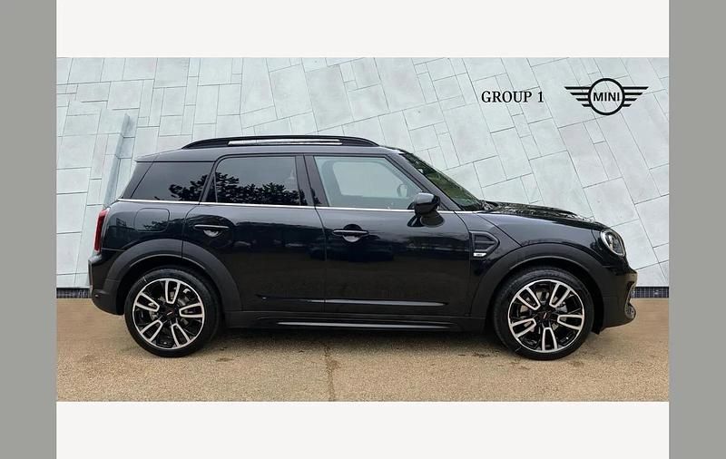 Used Mini Cooper Countryman Comfort 136 HP (100 kW) 2024 Black SUV