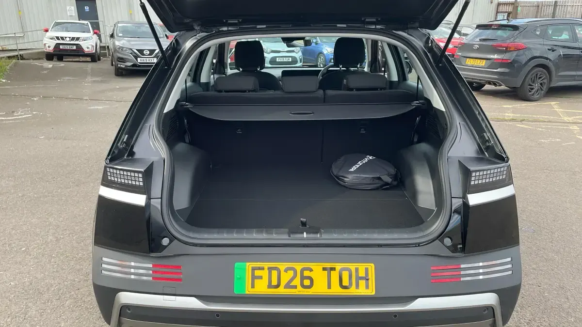 New Hyundai Ioniq Advanced 125 kW (170 HP) 2026 Abyss black  pearl Hatchback