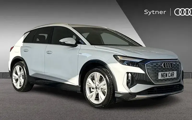 Second-hand Audi Q4 e-tron S-Line 150 kW (204 CP) 2026 SUV